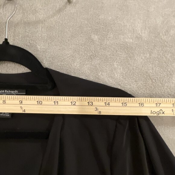 NWT Women Size 14W Flattering Knee Length Wraparound Dress Bell Sleeves Black - Picture 13 of 16